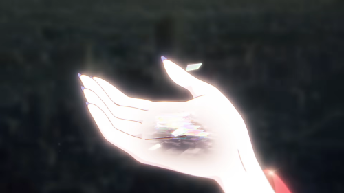 Youtube 『ray 超かぐや姫！Version』からの引用
ヤチヨの手をすり抜ける雨粒